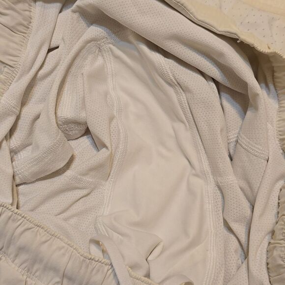 Lululemon LGBTQ rainbow shorts size large - Picture 8 of 9